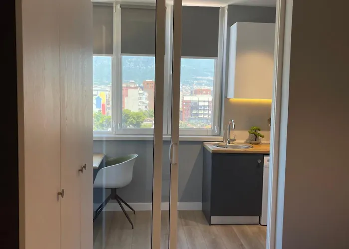 Lägenhet Modern Skyline Studios- Elegant In New Bazaar Tirana